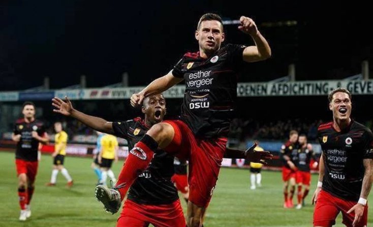 面的表现尤 面的表现尤